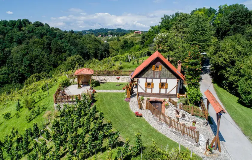 One-Bedroom Holiday Home In Donja Voca - Image 1