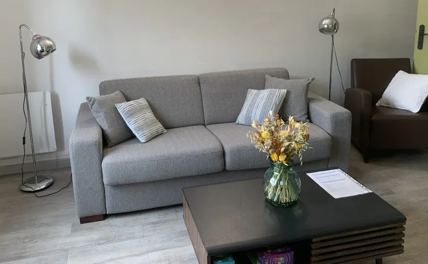 Large apartment for a family of 4, in the heart of Amiens - Image 1