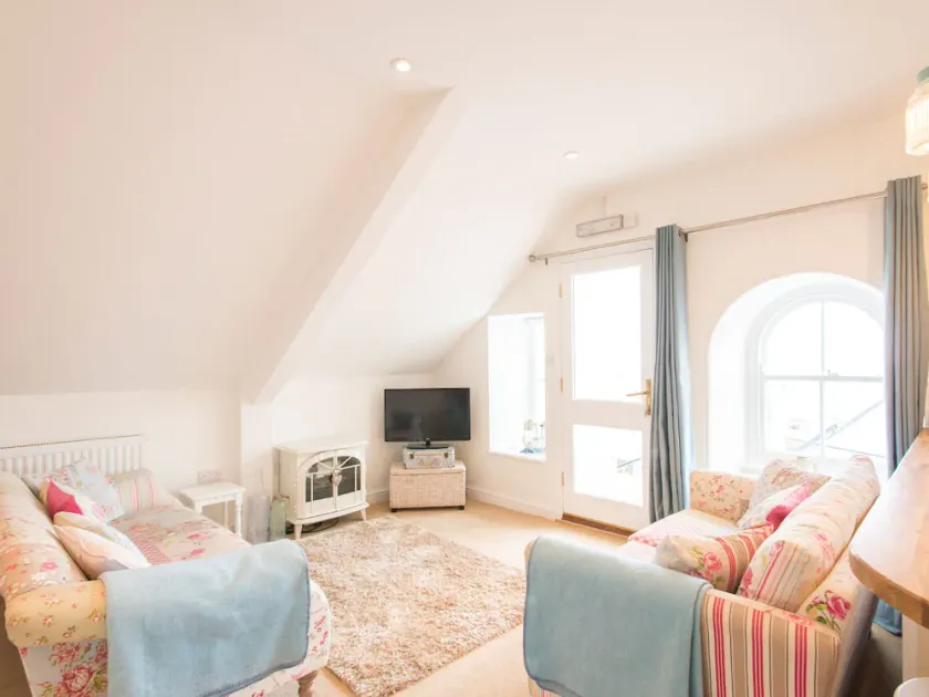 SPIRAL VIEW, family friendly, with a garden in Perranporth - Image 1