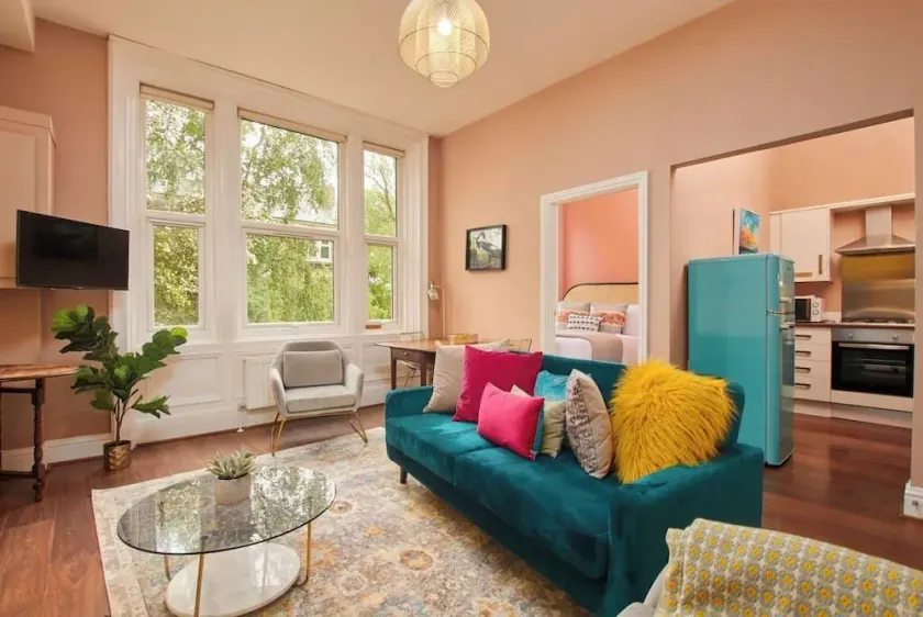 Scandi Chique Newcastle Abode - Image 1
