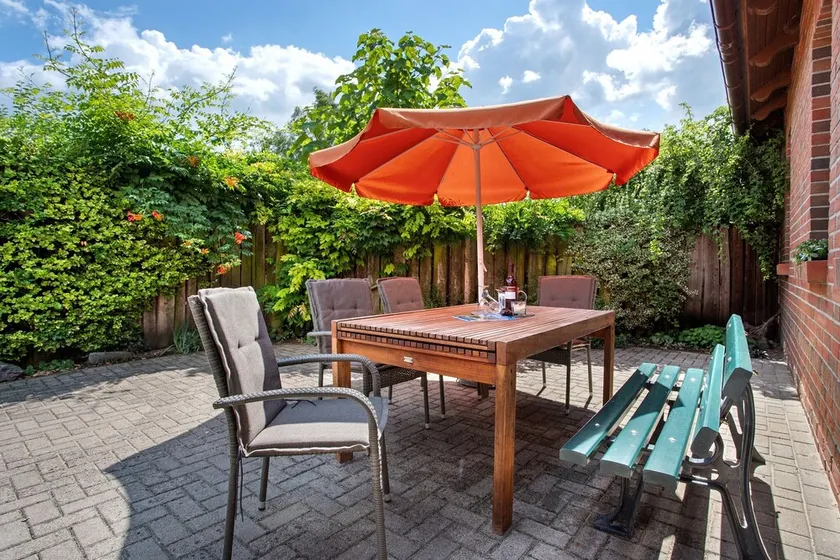 Holiday Home 'Ferienhaus Dorfidyll' with Private Terrace, Private Garden and Wi-Fi - Image 1