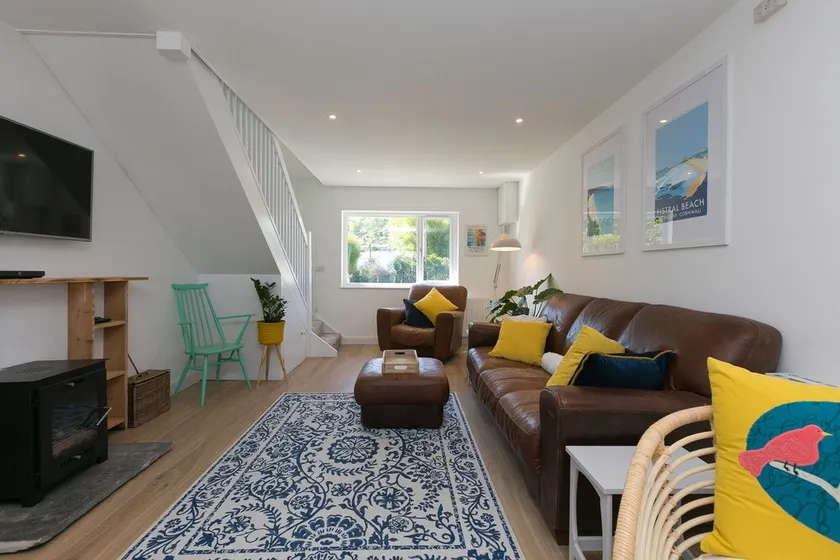 HILLYWYCH STUDIO, pet friendly, country holiday cottage in Portreath - Image 1