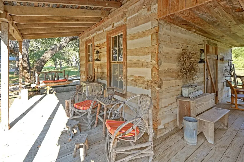 Ab Butler Marshall Creek Suite 1 Bedroom Cabin by RedAwning - Image 1