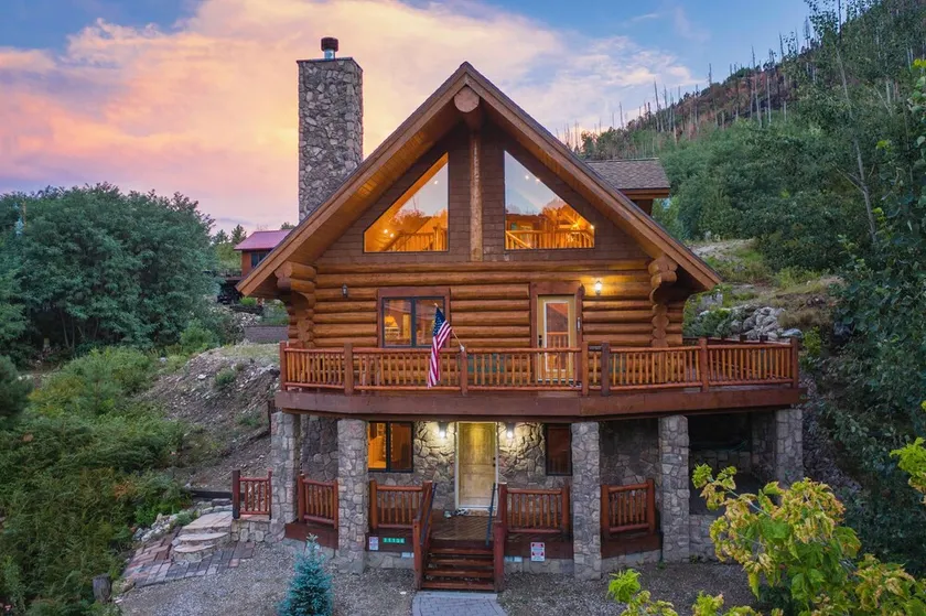 Storybook Mt Lemmon Log Cabin - Image 1