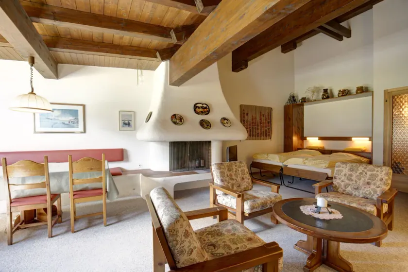 2-room flat with lake view on the 3rd floor - Image 1