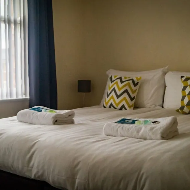 The Roman Gathering 5 Bed - Sleeps 12 City Centre - Image 1