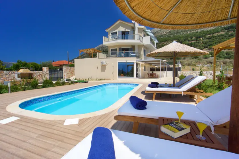 𝐊efalonia 𝐇orizon 𝐕illa 2- Amazing sea & mountain view w/ private heated pool - Image 1