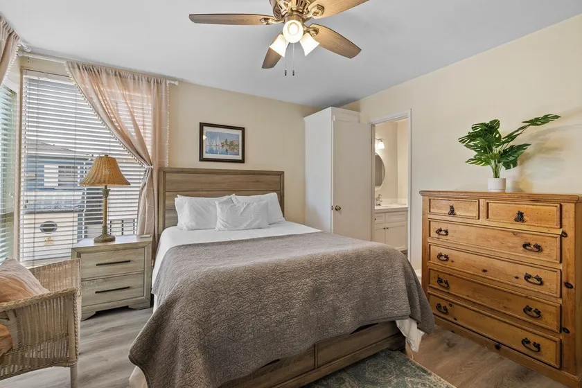 Rare 4BR / 3BA Island Home - Accès facile à Bay & Ocean-View, attaché 2BR pour 10+ - Image 1