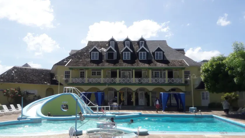 Sunny View at Sandcastle - Image 1