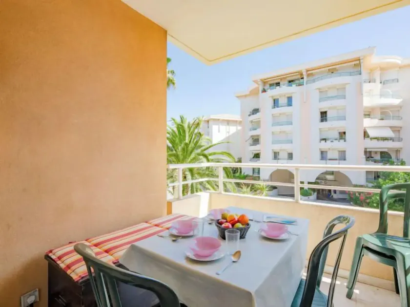 Apartment Les Rives Latines-1 by Interhome - Image 1