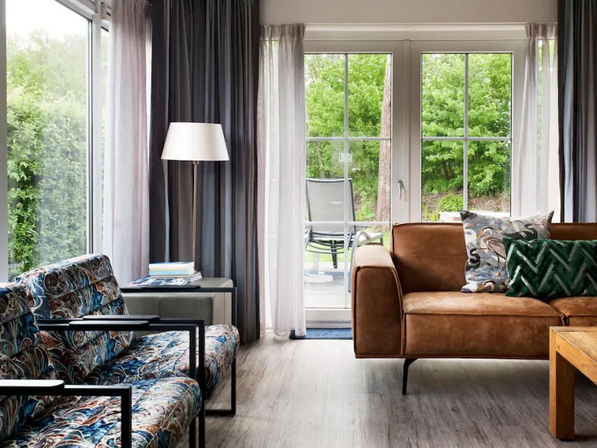 Bungalow in Friesland With Private Spa & Sloop - Image 1