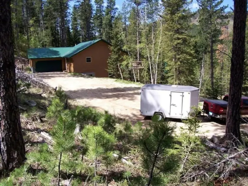 Black Hills SD Deadwood, Privacy, Comfort & Convenience with Breathtaking Views - Image 1