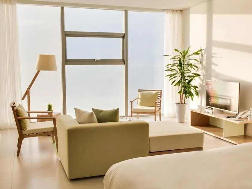 Beach Front and Sea View Luxury Suite with Pool - Image 1