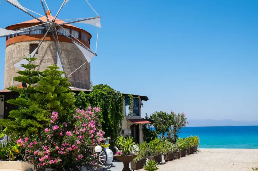 Mythica Tower Mill Villa | Un molino de viento histórico en la isla de Rodas - Image 1