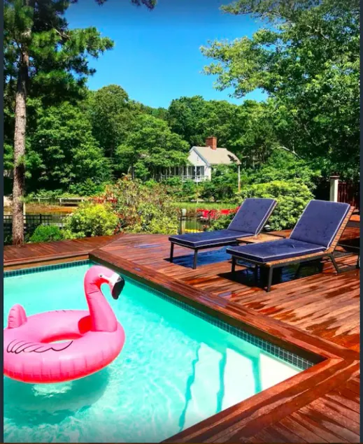 Family Getaway: Heated Pool, Hot Tub And Deep Water Dock - Image 1