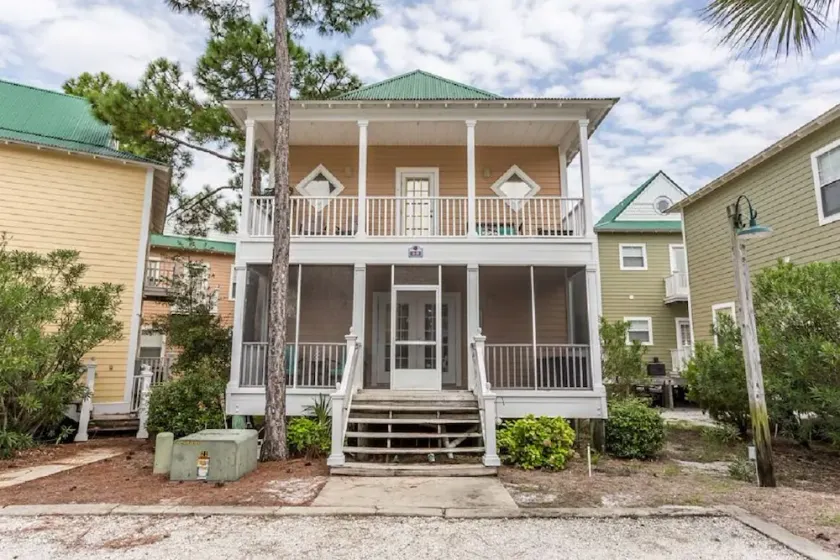 Great vacation get away. Private 2-Story, 2-Bedroom Villa, Cottage #3B - Image 1