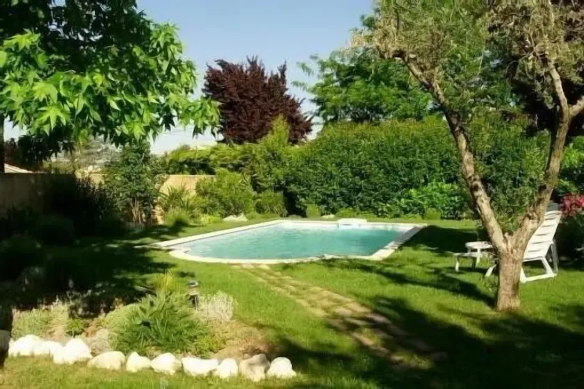Villa indipendente non trascurata con piscina 8 x 4 in un ambiente molto tranquillo. - Image 1