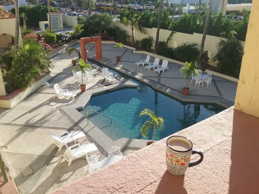 Joli condo de style mexicain - Image 1