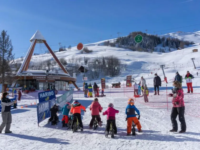 Apartment Les Terrasses du Corbier by Interhome - Image 1
