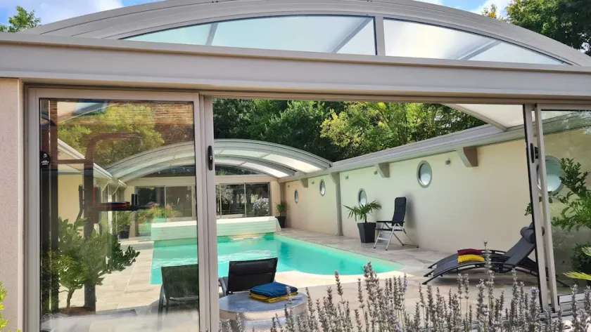 Villa ALL COMFORT, PRIVATE SWIMMING POOL, jacuzzi, not overlooked, 4000 hectares - Image 1