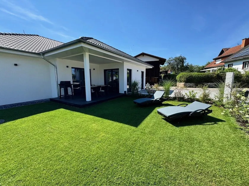 Casa vacanze 'Lencer' con stazione di ricarica, giardino privato e Wi-Fi - Image 1