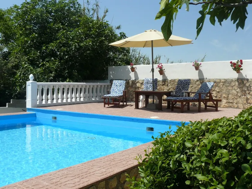 Lovely Cortijo with private pool and garden between Granada and Coast sleeps 4 - Image 1