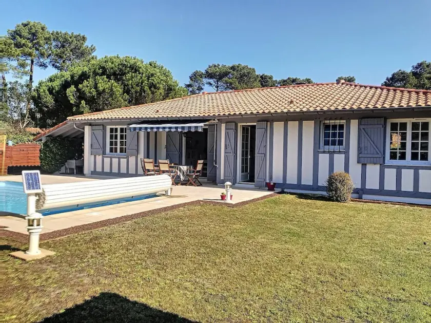 MESSANGES, nice house with pool, in a quiet area - Image 1