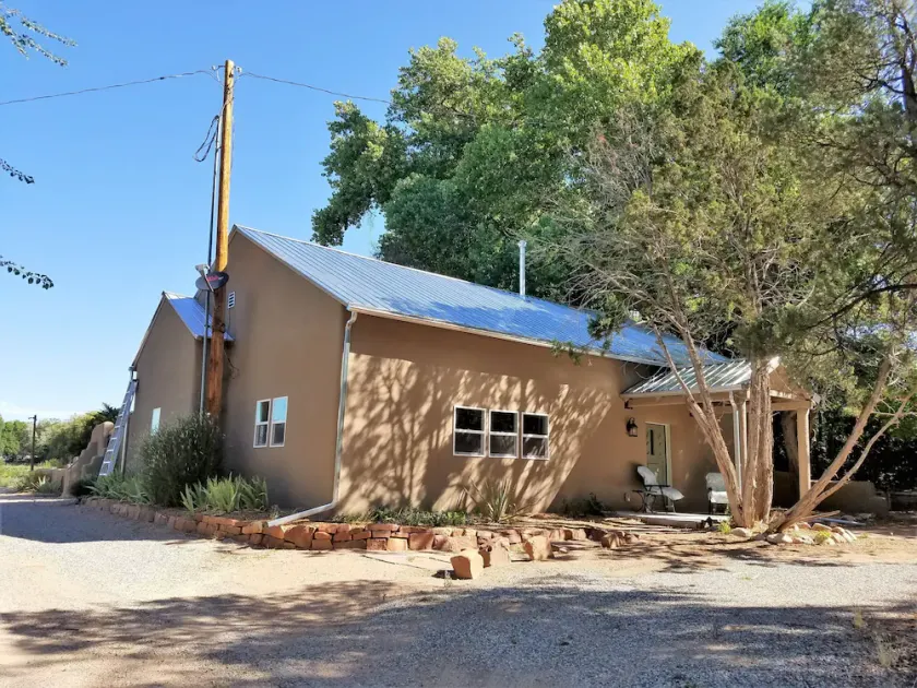 Casa laVina bei \"Casitas on the Vineyard\" (in Nambe, Grafschaft Santa Fe, NM) - Image 1