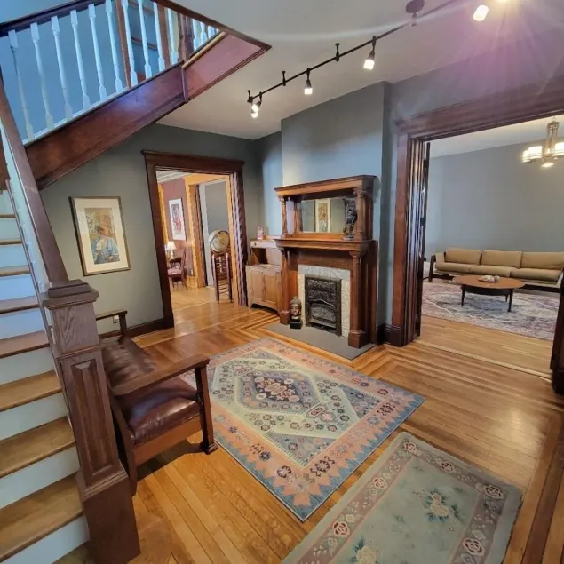 Art and Lodging - Image 1