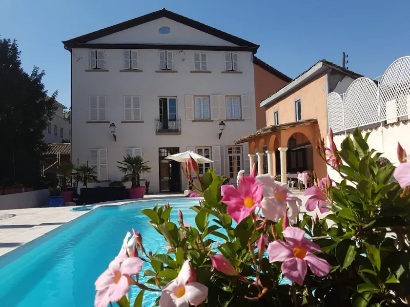 Byhus fra det 18. århundrede med privat pool Lyon L Île Barbe - Image 1