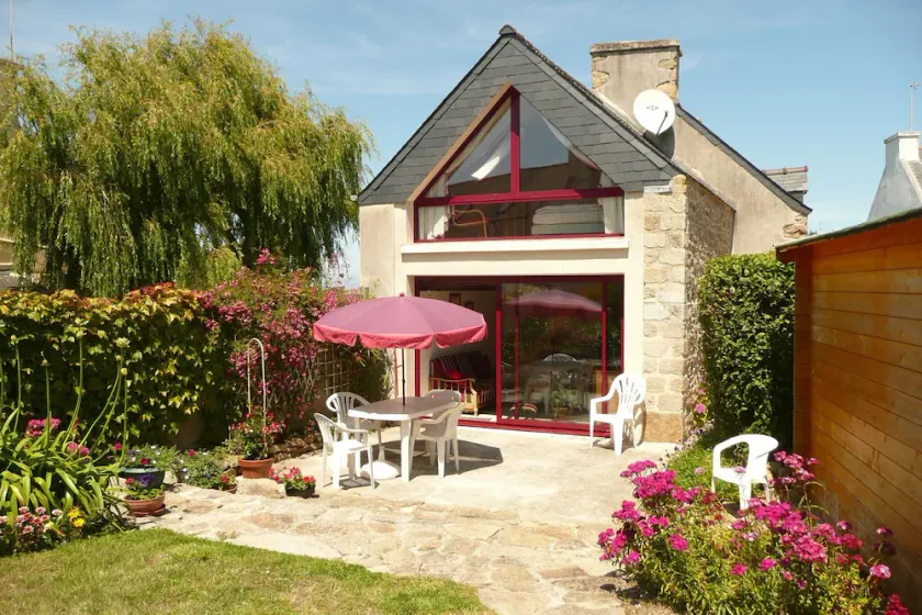 Cottage Plouguerneau - Image 1