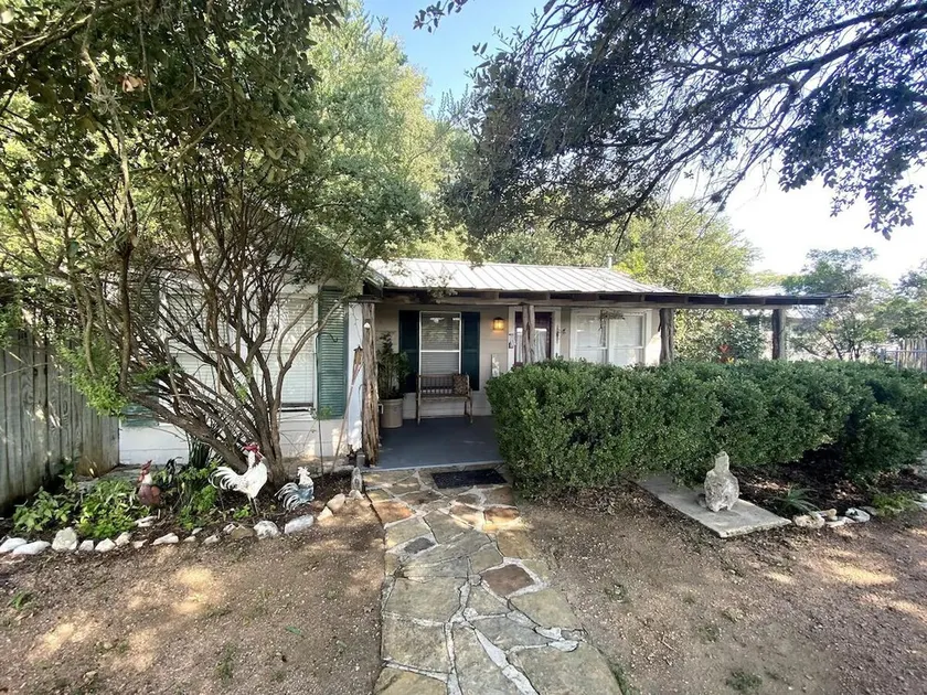 Cottage Bord de l'Eau - Maison d'Hôtes Privative avec Bain à Remous - Image 1