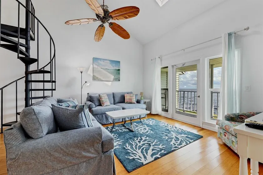 Cute Waterfront Condo Water Views Heated Pool - Image 1