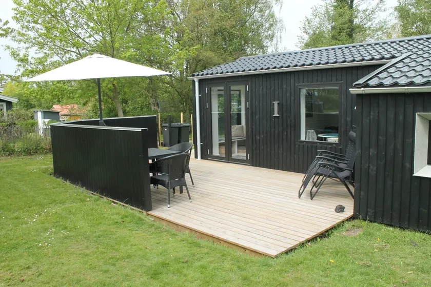 Maison confortable avec grande terrasse - Image 1