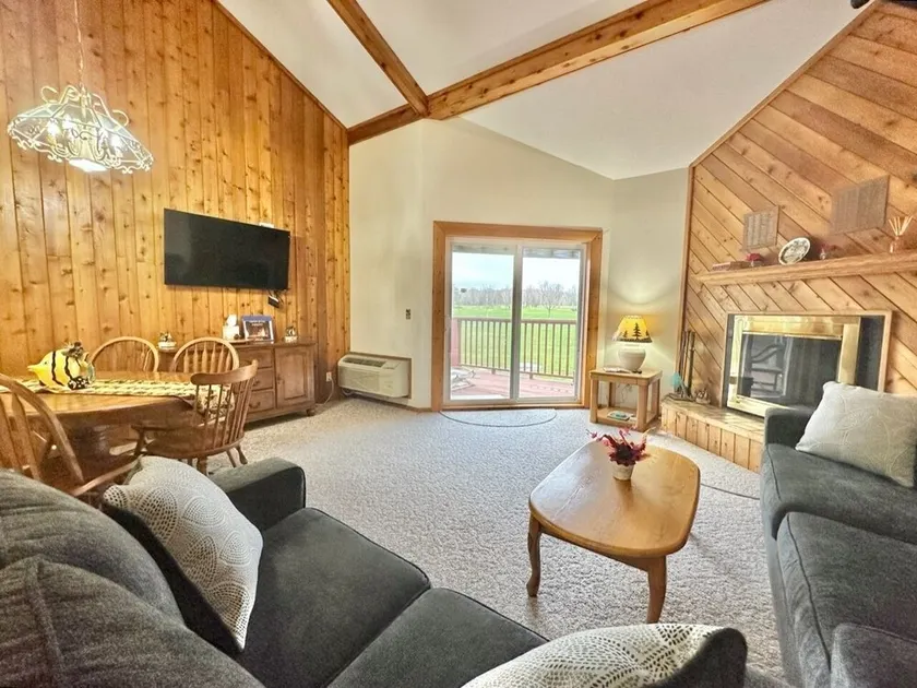 Golf Course view Sleeps 12 3 Bedroom w/loft better than any motel.  - Image 1
