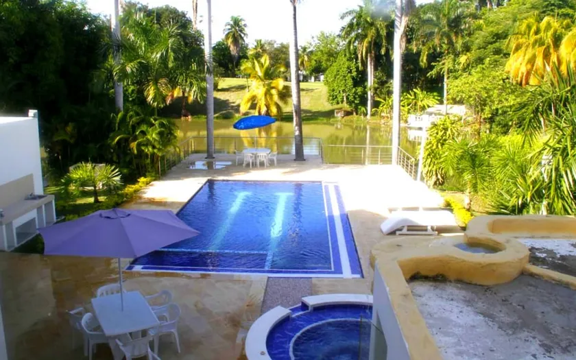 Casa con Piscina Privada Condominio Campestre el Penon - Image 1