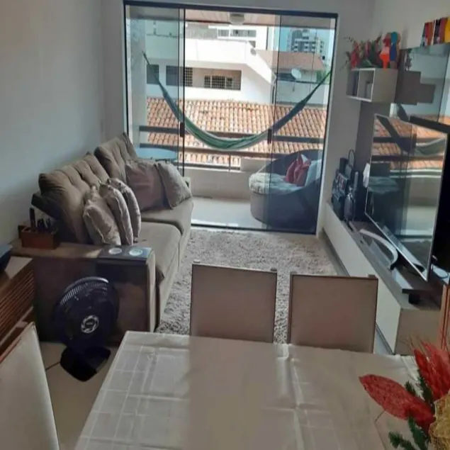 Apartamento em Ótima Localização - Image 1
