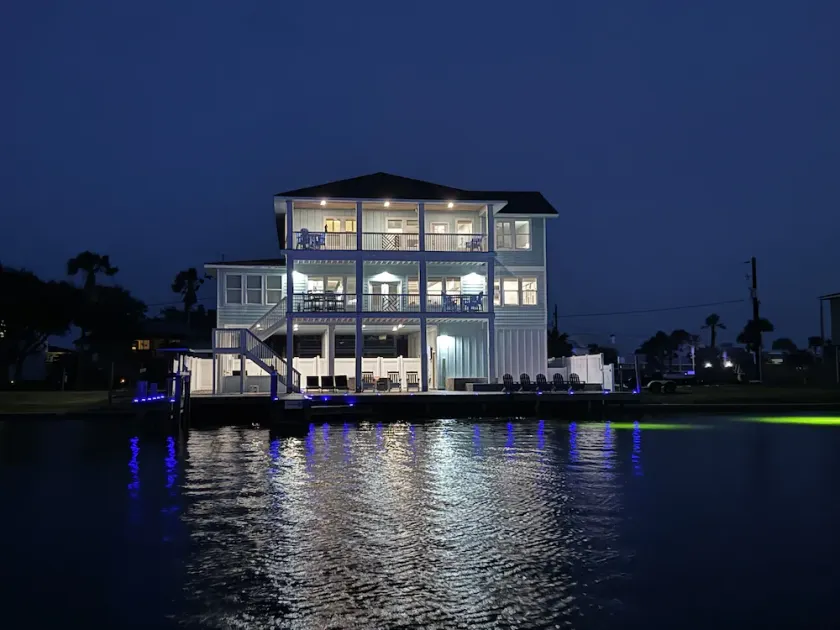 Private Pool & Hot Tub | Outdoor Kitchen | Boat Lift | Ice Maker | Best Sunsets - Image 1