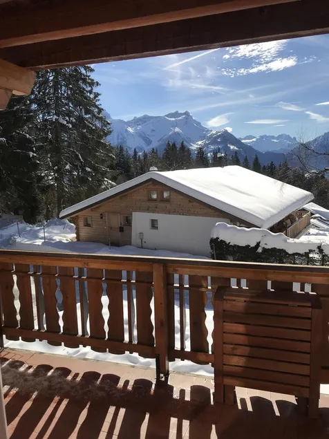 2 værelses lejlighed i Chalet til ski / sommer hols.  Fantastisk udsigt over Alperne - Image 1