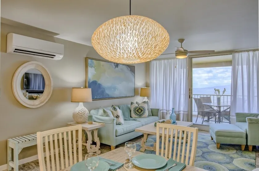 Welcome to Azure Bay, luxury oceanfront condo - Image 1