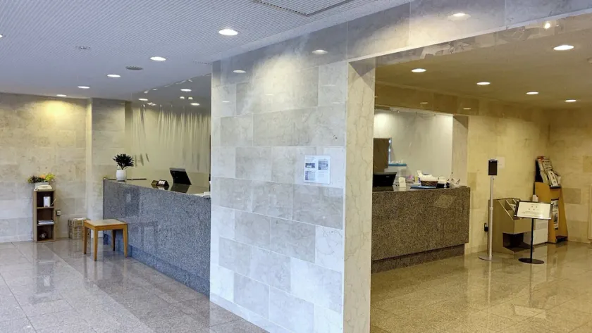 Plaza Hotel Sanda - Image 1