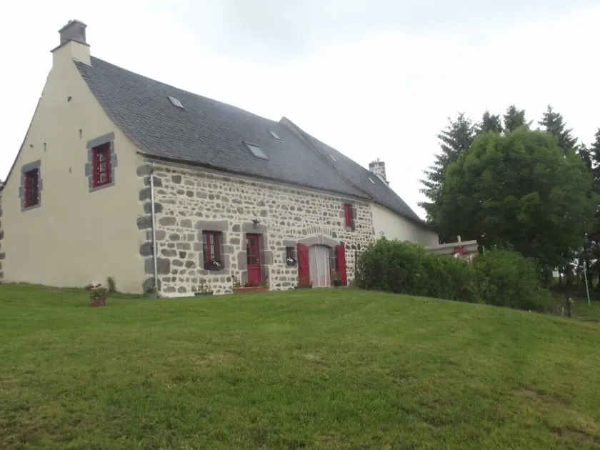 Besse Saint Anastaise rangeret Mansion **** - Image 1