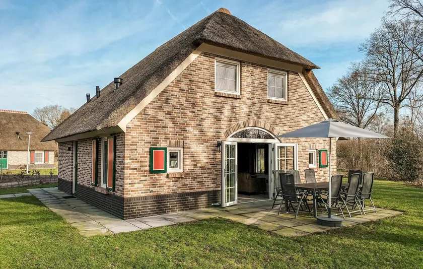 Beautiful home in Den Ham with kitchen - Image 1
