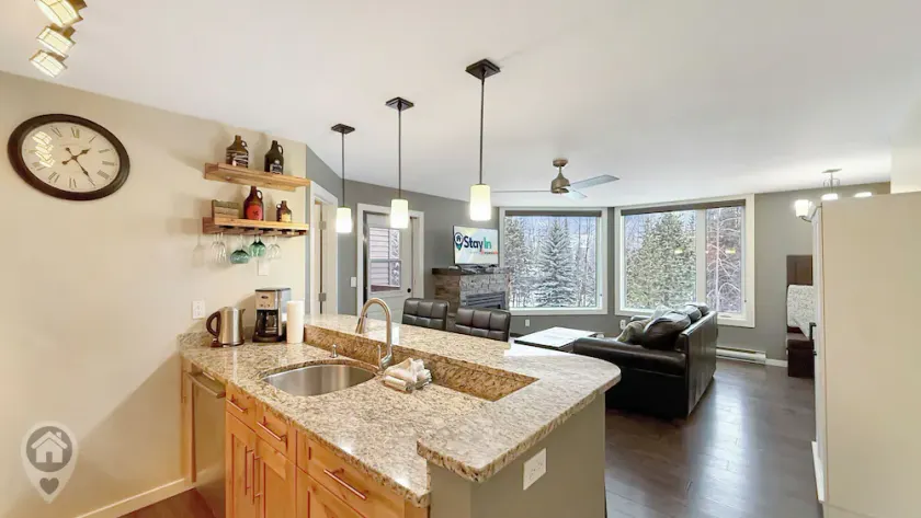 Impressive Ski Hill View  Ski hill Condo. - Image 1
