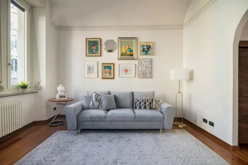 Large, luxurious family apartment in Biella's historic center - Image 1