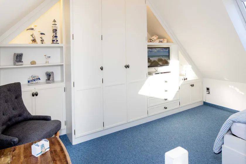 Carlotta's Beachroom - Image 1