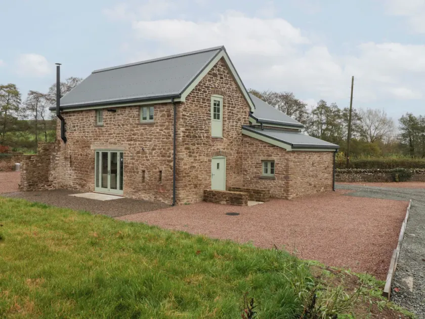 Velindra Farm Cottage - Image 1