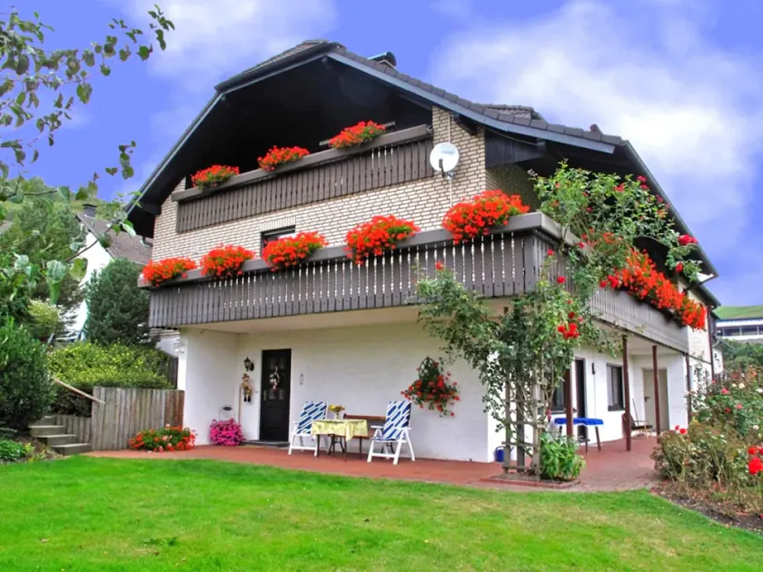 Wohnung in Deifeld mit Garten - Image 1