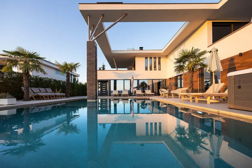 Villa Eternity - Image 1
