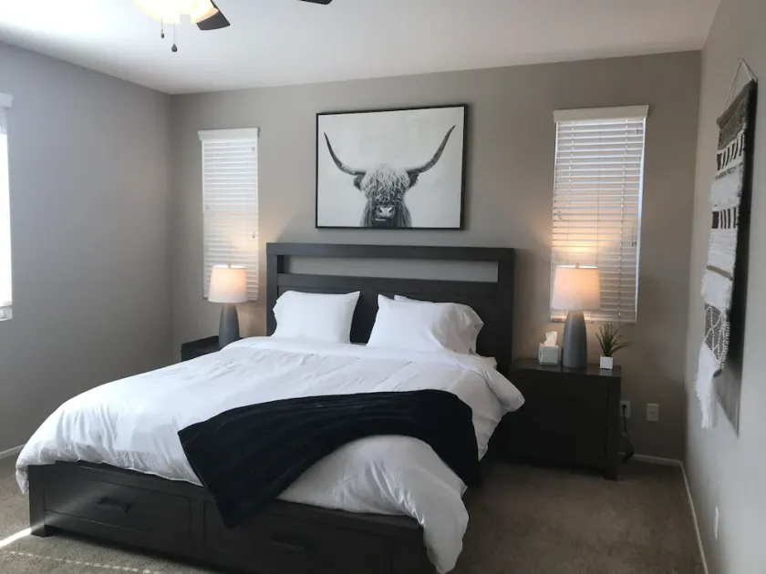 Cheerful 4 bedroom with garage parking - Image 1